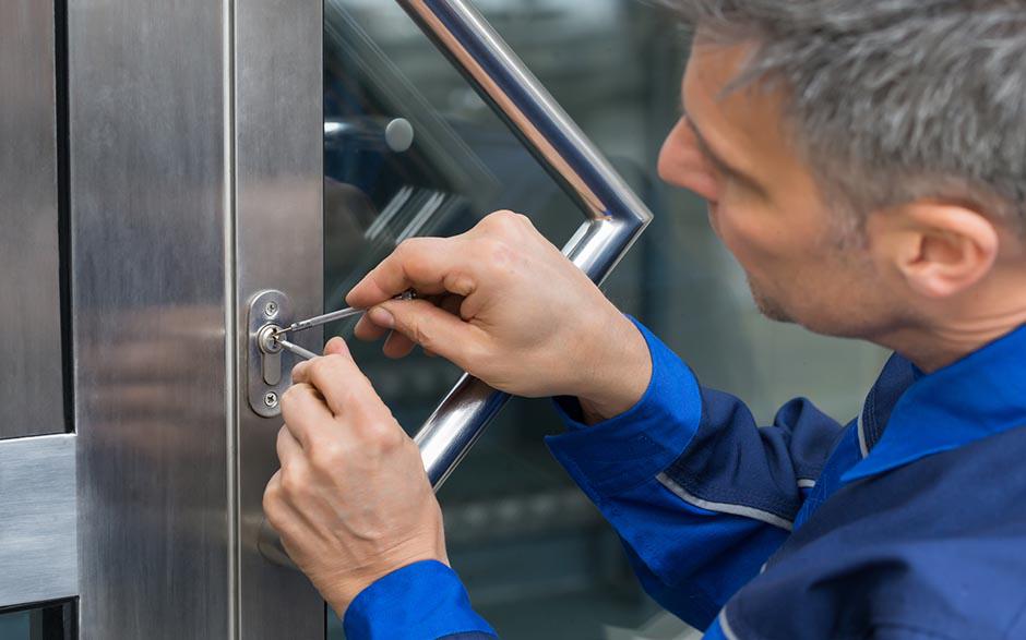 réseau serrurier dépannage Louvres